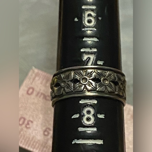 ON SALE 🤩 Vintage Intricate Sterling Silver Flower Ring #7181 - Picture 2 of 8